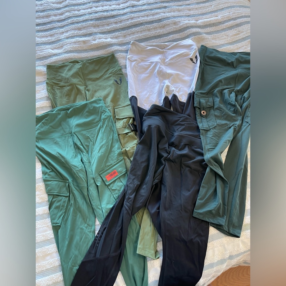 Firm Abs Lot (5 pants, jacket, bra)